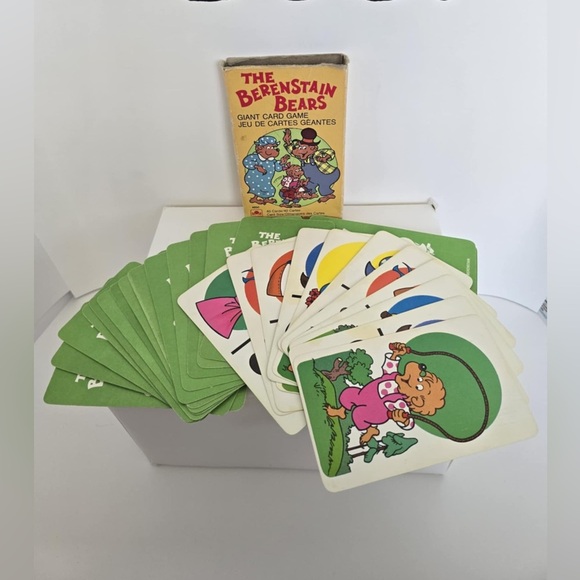 Vintage 1991 The Berenstain Bears Giant Card Game 2-4 Players Complete & Rare - Picture 2 of 2